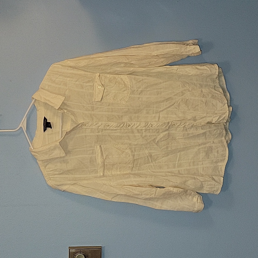 Bit & Bridle cream 3/4 sleeve button down blouse